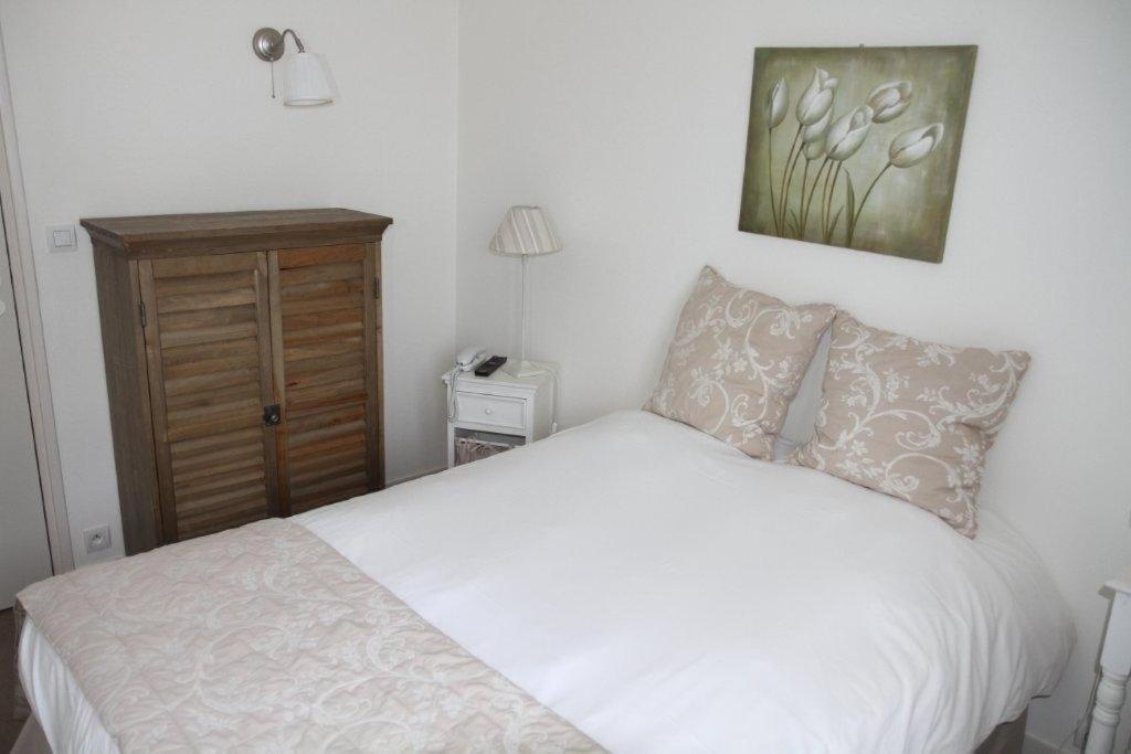 Hotel Le Suroit Perros-Guirec Zimmer foto